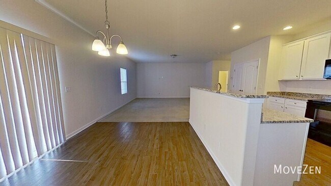 Building Photo - 7516 Mockernut Dr