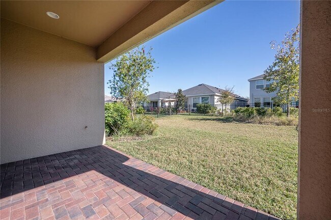 Building Photo - 7212 Paradiso Dr