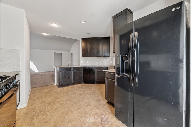 Building Photo - 923 Steel Blue Dr