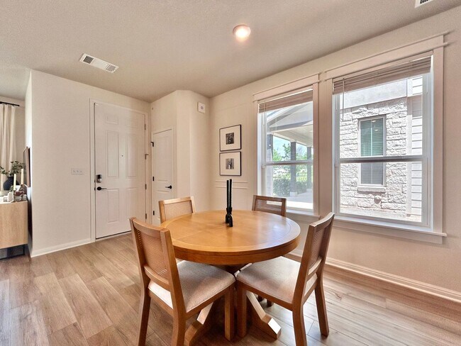 Building Photo - 856 Lone Peak Wy