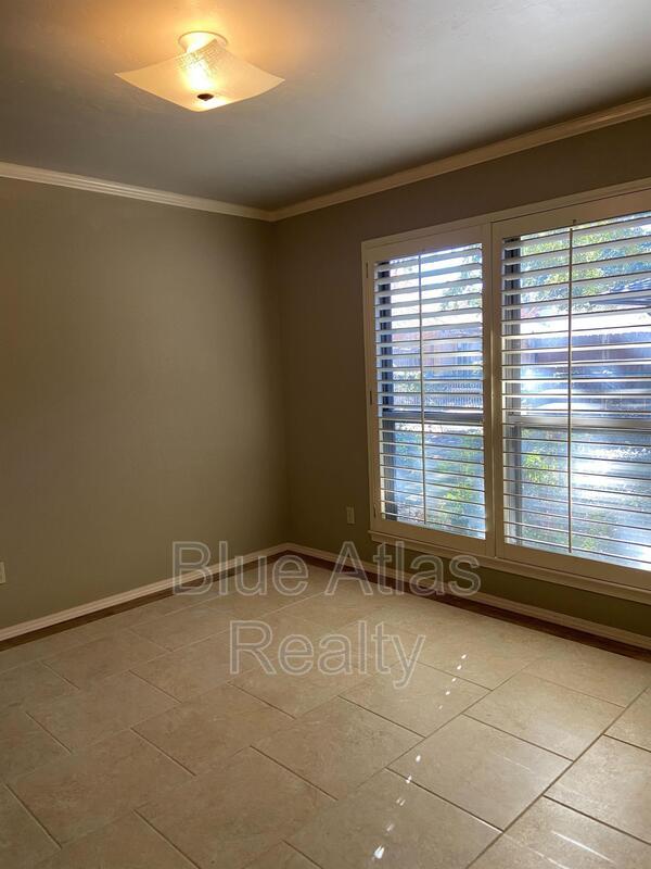 Building Photo - 4854 Starcrest Ct