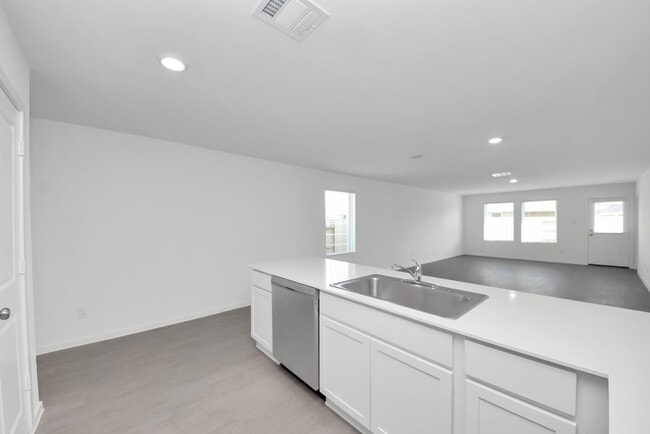 Building Photo - 1031 Garnet Rain Dr