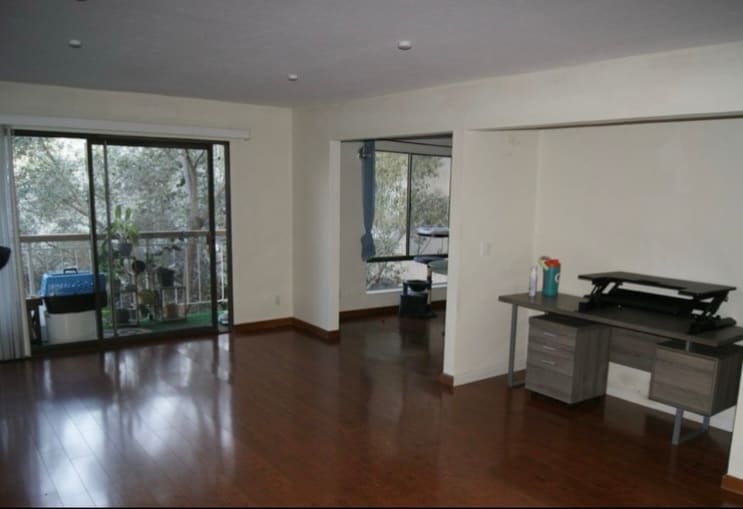 Building Photo - 460 N Civic Dr