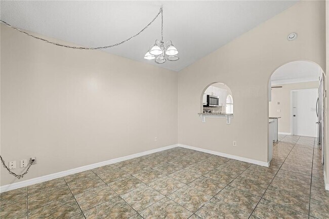 Building Photo - 2411 Parsons Pond Cir