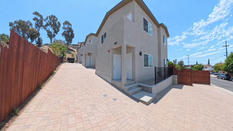 Building Photo - 855 Winston Dr