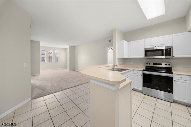Building Photo - 11400 Ocean Walk Dr