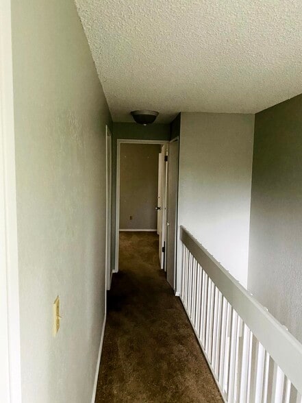 Walkway upstairs - 330 SE Donnelly Ln