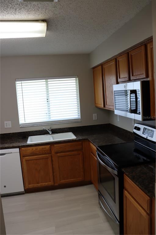 Building Photo - 6419 Chapel Pines Blvd