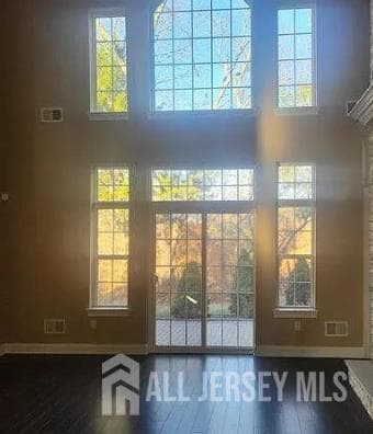 Building Photo - 47 Abbey Rd