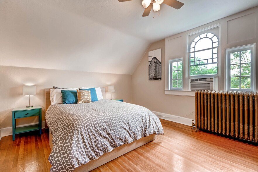 Building Photo - 1638 N Ogden St