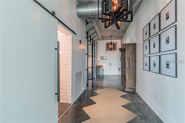 Building Photo - 101 S 12th St