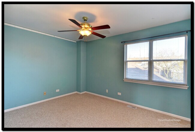 Building Photo - 1519 Darien Lake Dr