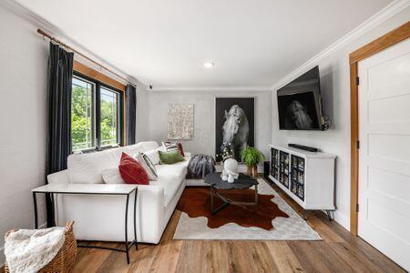 Building Photo - 4601 Parkmoor Dr