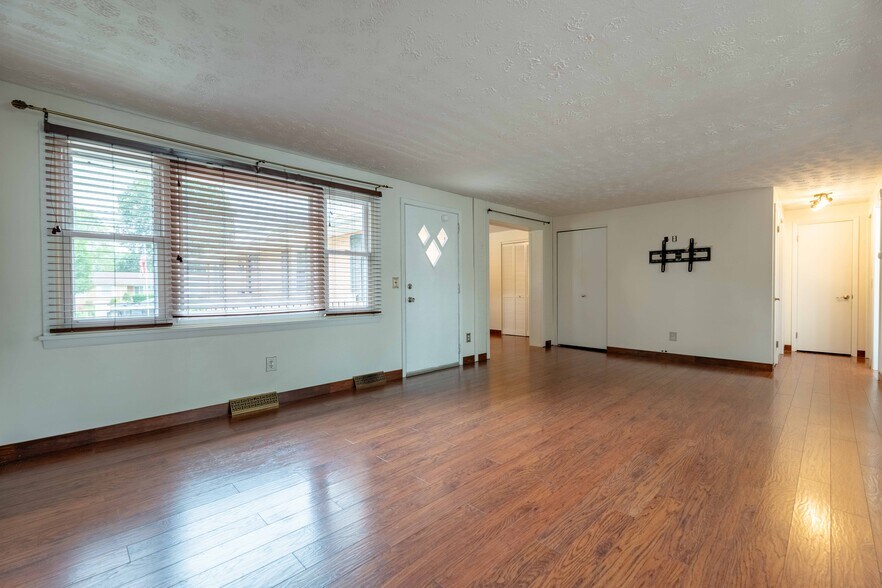 Building Photo - 2343 38th St NW
