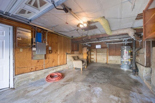 Building Photo - 2312 Wooster Ave