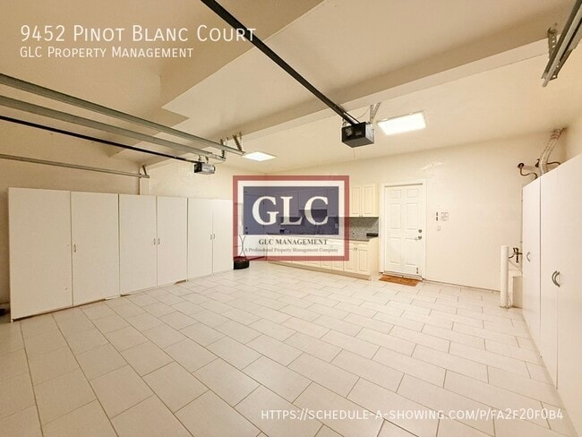 Building Photo - 9452 Pinot Blanc Ct