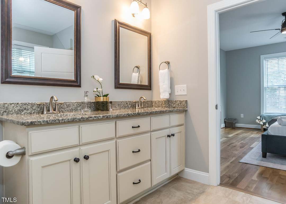 Building Photo - 151 Pineland Cir