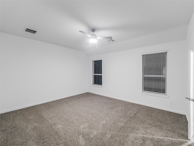 Building Photo - 387 Westlake Terrace Dr