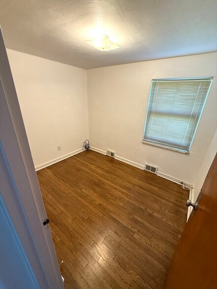 Upstairs BR #3 of 3 - 1035 McCabe St