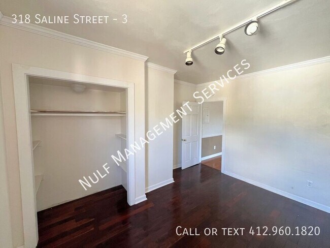 Building Photo - 318 Saline St