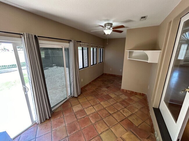 Building Photo - 7511 W Kimberly Way