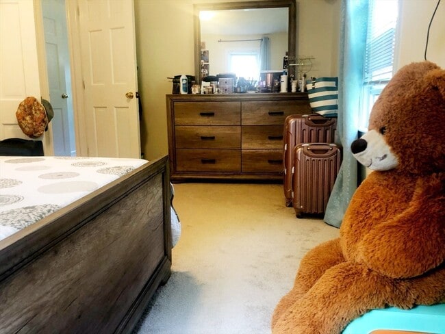 Building Photo - 257 Hudson St