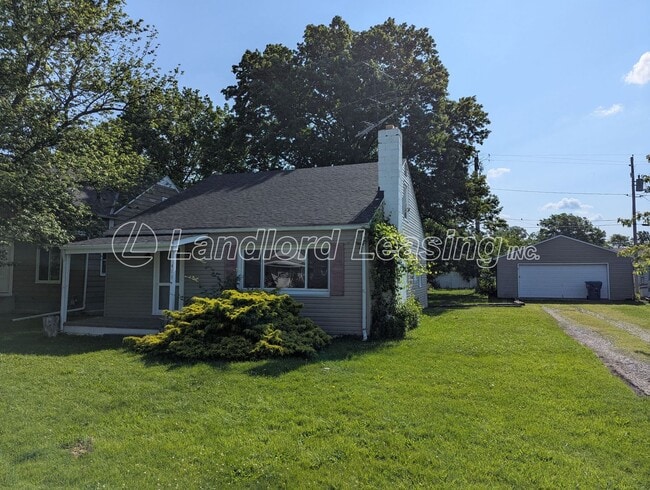 Primary Photo - Spacious 3-Bedroom Home with 2-Car Garage ...