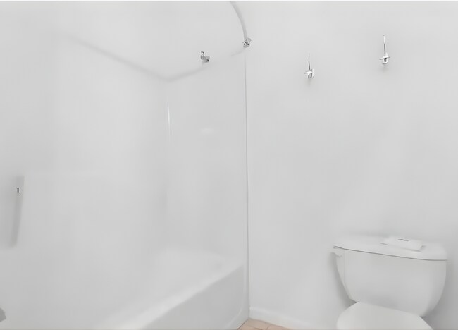 Building Photo - Affordable $285/Week Furnished Room in Westside Intown Atlanta – Utilities Included!