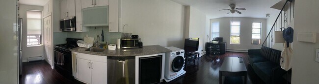 Building Photo - 538 Jersey Ave