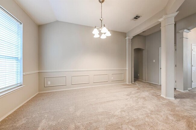 Building Photo - 424 Sweetgum Trail