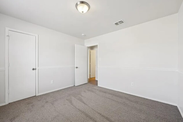 Building Photo - 7020 Green Ridge Trl