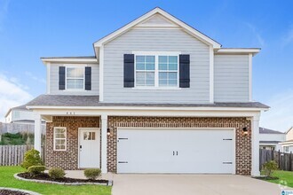 Building Photo - 441 Crossbridge Rd