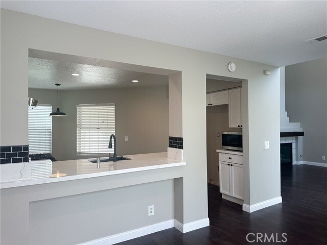 Building Photo - 2458 Highland Pines Rd