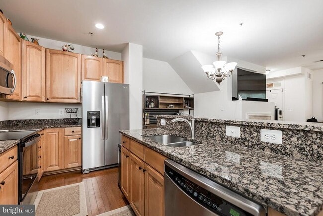 Building Photo - 14213 St Germain Dr
