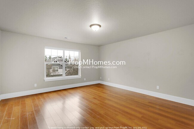 Building Photo - Updated Three Bedroom Gem in Bethany!
