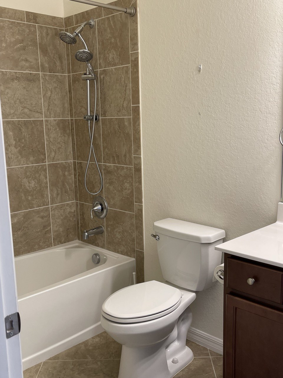 Building Photo - 19344 Bluff Dr