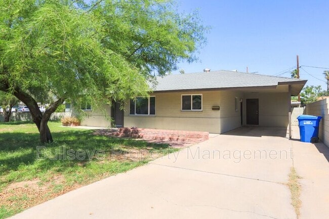 Primary Photo - 3137 N 20th Pl