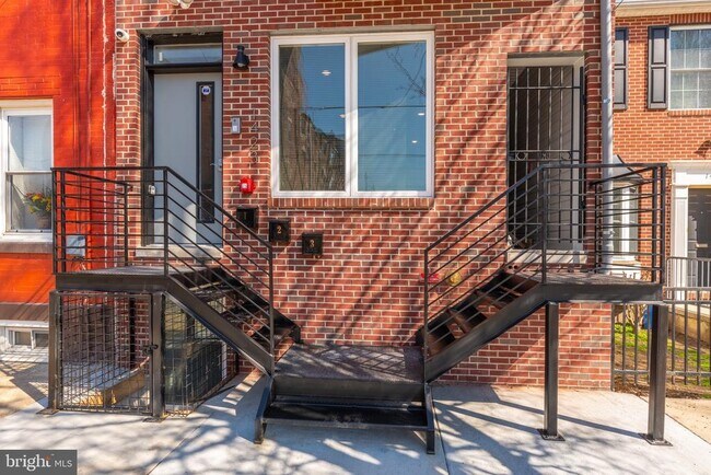 Building Photo - 1423 N 8th St