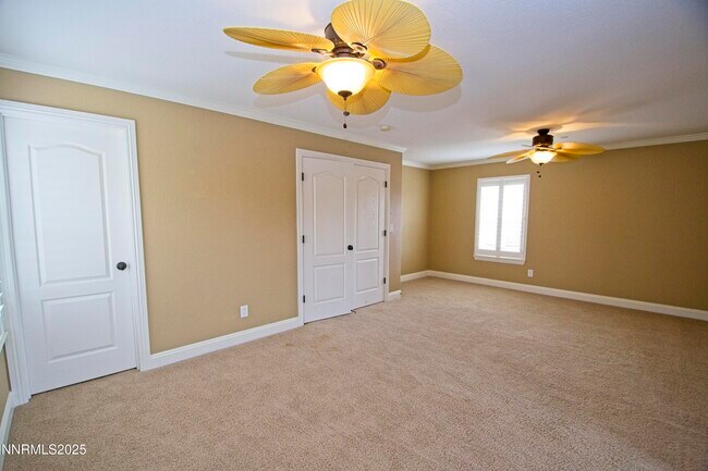 Building Photo - 4920 High Pass Dr