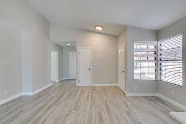 Building Photo - Beautiful Upgraded 3 Bedroom Home in Southwest Las Vegas!