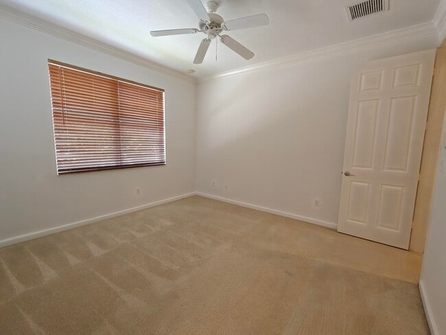 Building Photo - 9462 SW Purple Martin Way
