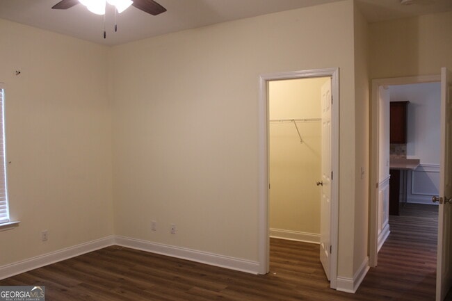 Building Photo - 8100 Burkhalter Rd