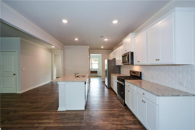 Building Photo - 331 Belmont Dr