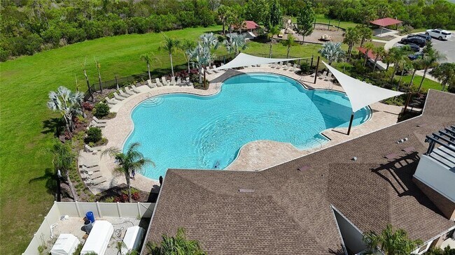 Building Photo - 33046 Major Oak Dr
