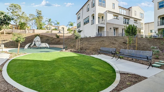 Building Photo - 2604 Faye Dr