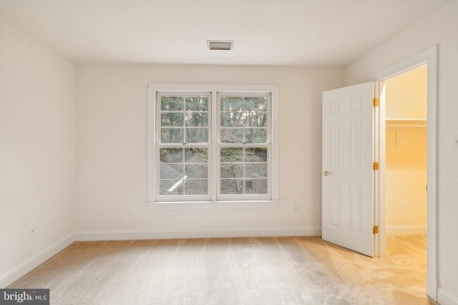 Building Photo - 2527 Hunter Mill Rd