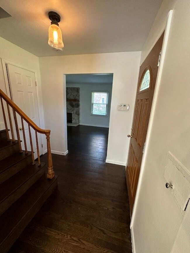 Building Photo - COMING SOON! 31807 W. Chicago, Livonia MI ...