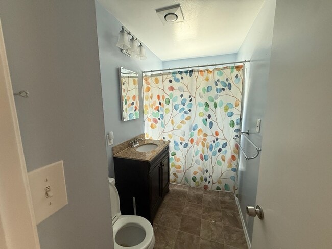 Building Photo - 4 Bed 2 Bath Home with Large Yard in Pacific Beach!