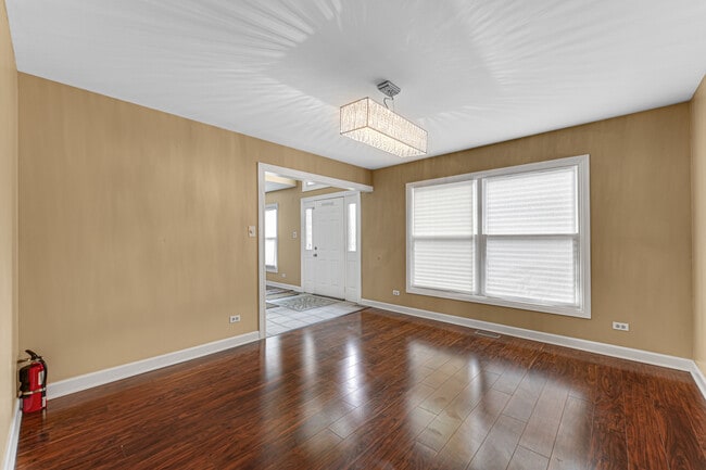 Building Photo - 17739 Peacock Ln
