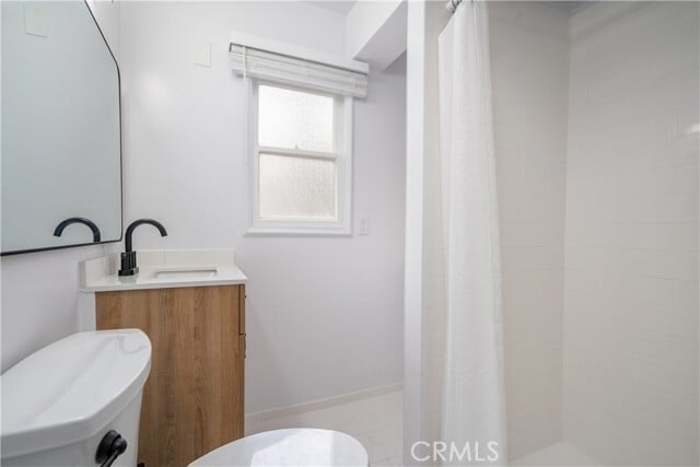 Building Photo - 265 N Swall Dr